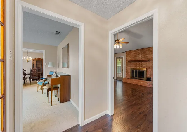 Photo 4 of House for sale at 6265 County Road 305, Grandview, TX 76050 | MLS# 21233327 | Listing updated on 2026-10-01