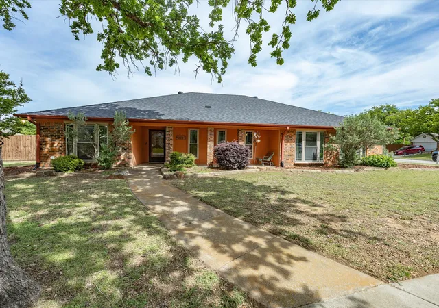 Photo 2 of Single family home for sale at 2801 Meadow Crk, Bedford, TX 76021 | MLS# 21233316 | Listing updated on 2026-07-30