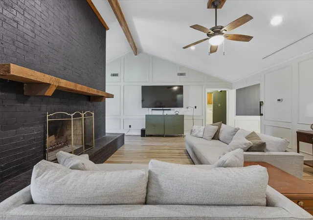Photo 4 of Single family home for sale at 2801 Meadow Crk, Bedford, TX 76021 | MLS# 21233316 | Listing updated on 2026-07-30