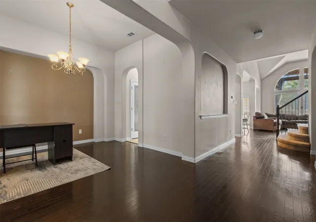 Photo 3 of Single family home for sale at 973 Tara Dr, Burleson, TX 76028 | MLS# 21233590 | Listing updated on 2026-09-14