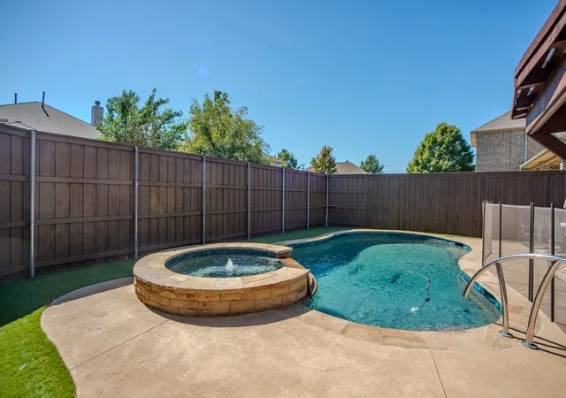 Photo 4 of Single family home for sale at 12837 Sherbrooke Dr, Frisco, TX 75035 | MLS# 21233747 | Listing updated on 2026-09-12