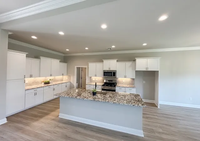 Photo 3 of Single family home for sale at 257 Woodcrest Dr, Stonewall, LA 71078 | MLS# 21233908 | Listing updated on 2026-10-30
