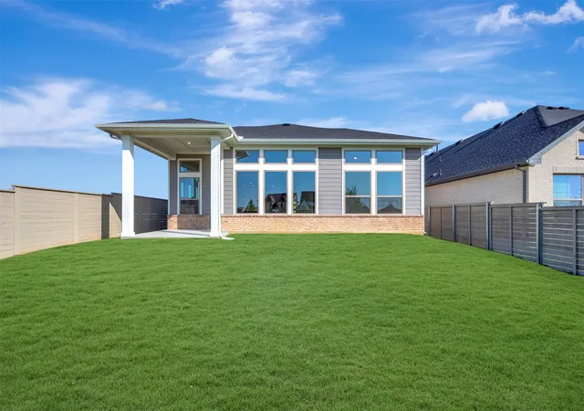 Photo 2 of Single family home for sale at 8708 Chestnut Ln, Justin, TX 76247 | MLS# 21234332 | Listing updated on 2026-10-04