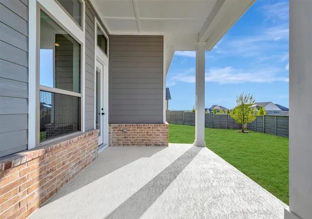 Photo 3 of Single family home for sale at 8708 Chestnut Ln, Justin, TX 76247 | MLS# 21234332 | Listing updated on 2026-10-04