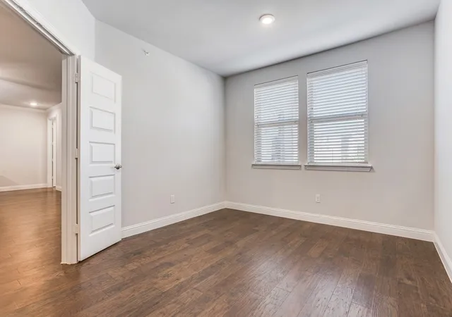 Photo 4 of Condo for sale at 651 N Watters Rd #1206, Allen, TX 75013 | MLS# 21232760 | Listing updated on 2026-09-09