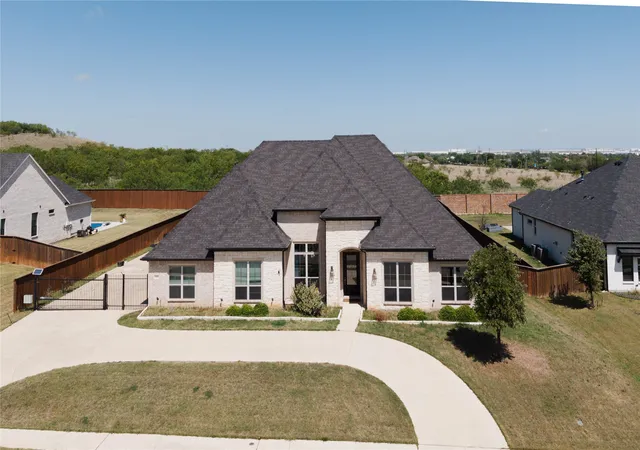 Photo 2 of Single family home for sale at 204 Townsend Dr, Haslet, TX 76052 | MLS# 21234358 | Listing updated on 2026-07-30