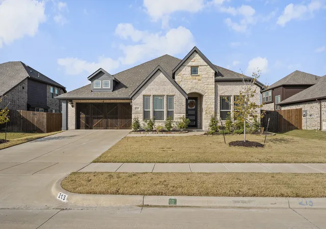 Photo 2 of Single family home for sale at 213 Perennial Wy, Waxahachie, TX 75165 | MLS# 21234814 | Listing updated on 2026-07-29