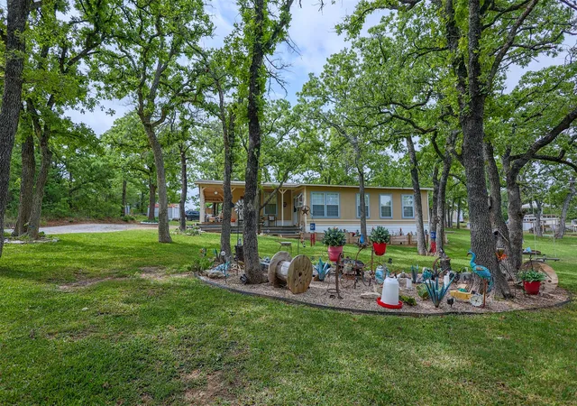 Photo 4 of Single family home for sale at 309 Tejas Trl, Springtown, TX 76082 | MLS# 21231201 | Listing updated on 2026-09-18