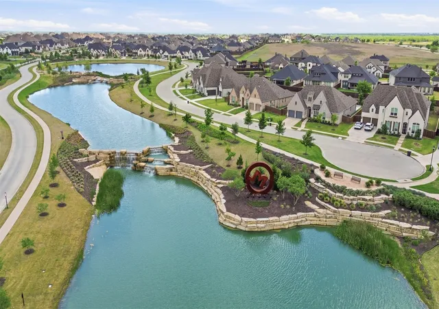 Photo 3 of Single family home for sale at 1627 Banded Ledge Dr, Mansfield, TX 76063 | MLS# 21233519 | Listing updated on 2026-10-04