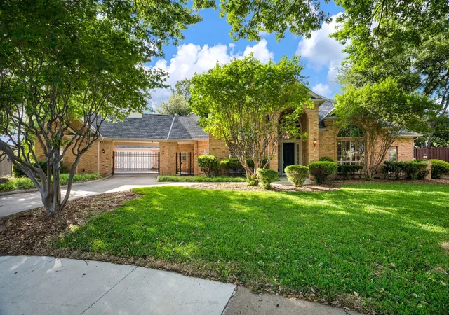 Photo 1 of Sale Pending at 4637 Gladys Ct, Plano, TX 75093 | MLS# 21222111 | Listing updated on 2026-09-14