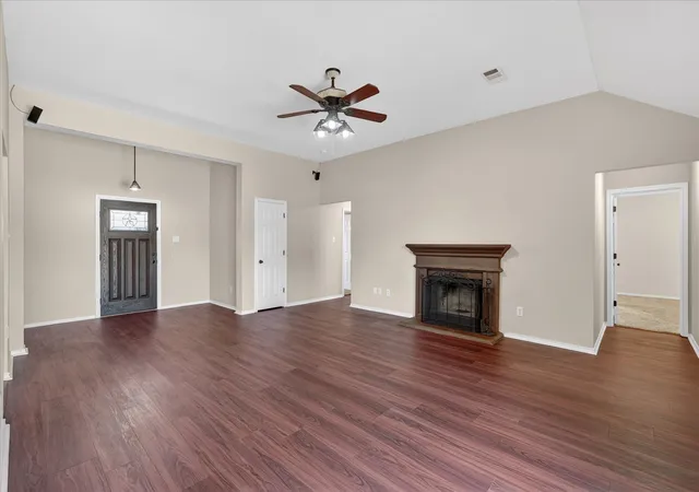 Photo 3 of Single family home for sale at 113 Northview Dr, Fate, TX 75189 | MLS# 21232425 | Listing updated on 2026-09-10