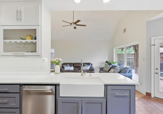 Photo 2 of Sale Pending at 851 Chalfont Pl, Coppell, TX 75019 | MLS# 21232985 | Listing updated on 2026-09-22