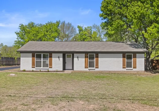 Photo 1 of Single family home for sale at 95 Tate Cir, Sherman, TX 75090 | MLS# 21233342 | Listing updated on 2026-09-09