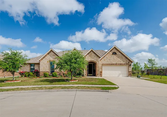 Photo 1 of Single family home for sale at 902 Saint Matthew Cir, Royse City, TX 75189 | MLS# 21234456 | Listing updated on 2026-09-08