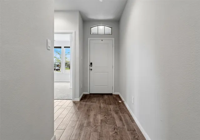Photo 3 of Single family home for sale at 5420 Gold Pond Dr, Fort Worth, TX 76179 | MLS# 21236410 | Listing updated on 2026-08-01