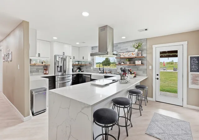 Photo 2 of Single family home for sale at 10208 County Road 418, Grandview, TX 76050 | MLS# 21236378 | Listing updated on 2026-09-15