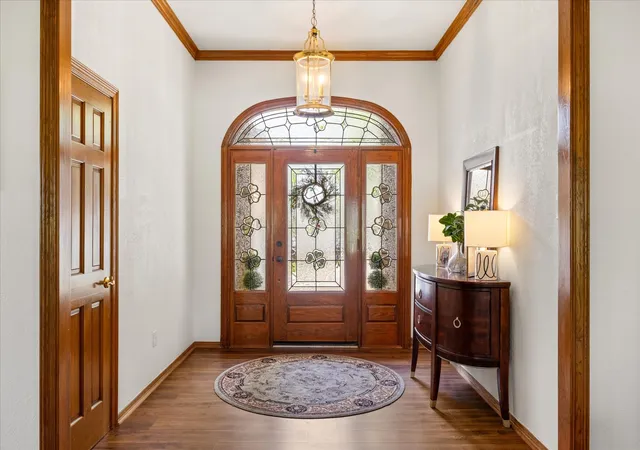 Photo 3 of Single family home for sale at 8911 Bontura Rd, Granbury, TX 76049 | MLS# 21236238 | Listing updated on 2026-09-12