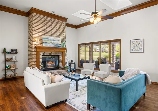 Photo 3 of Single family home for sale at 8911 Bontura Rd, Granbury, TX 76049 | MLS# 21236238 | Listing updated on 2026-09-12