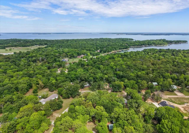Photo 40 of Sale Pending at 178 Kingswood Dr, Streetman, TX 75859 | MLS# 21234788 | Listing updated on 2026-09-12