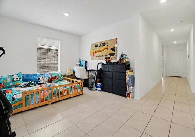 Photo 3 of Single family home for sale at 1711 High Perch Ln, Forney, TX 75126 | MLS# 21235793 | Listing updated on 2026-09-28