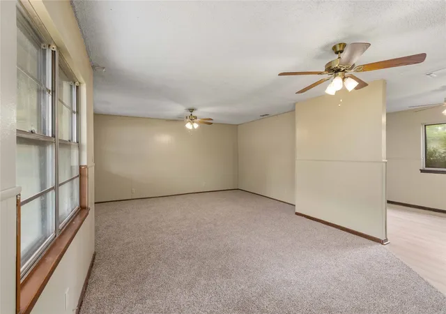 Photo 4 of Single family home for sale at 900 W 2Nd St, Coleman, TX 76834 | MLS# 21237042 | Listing updated on 2026-10-02