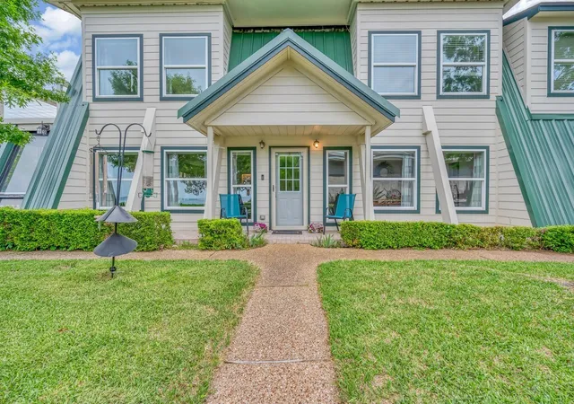 Photo 1 of Single family home for sale at 287 Canyon Dr, Whitney, TX 76692 | MLS# 21237364 | Listing updated on 2026-09-08