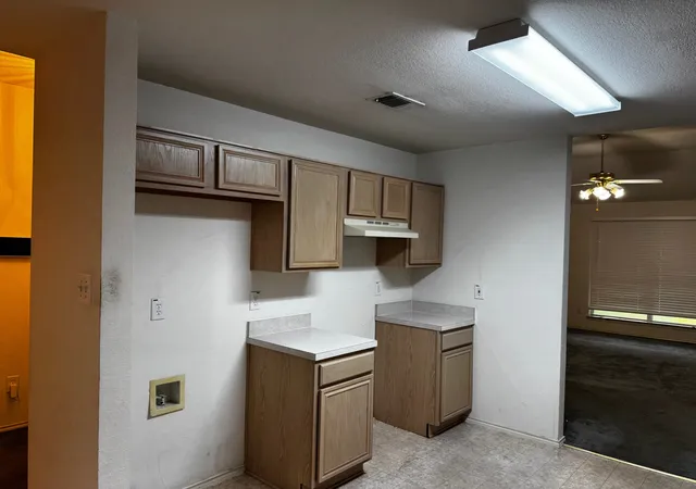 Photo 4 of Single family home for sale at 2836 Saint Johns Ave, Lancaster, TX 75146 | MLS# 21237391 | Listing updated on 2026-09-09