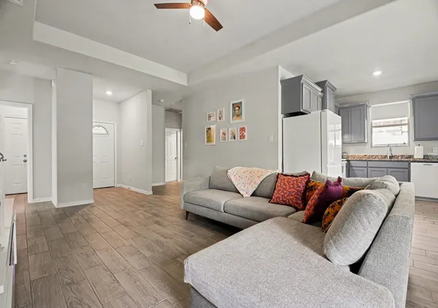 Photo 3 of Single family home for sale at 8903 Eden Valley Ln, Dallas, TX 75217 | MLS# 21237787 | Listing updated on 2026-07-31