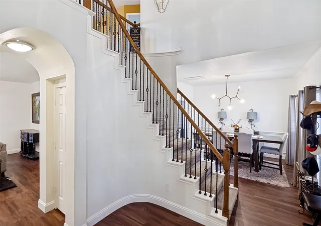 Photo 3 of Sale Pending at 8005 Alderwood Pl, Plano, TX 75025 | MLS# 21238127 | Listing updated on 2026-09-13