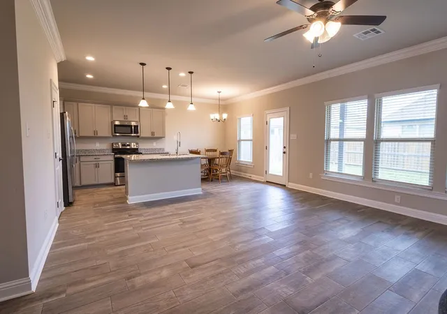 Photo 4 of Single family home for sale at 243 Berkshire Pl, Haughton, LA 71037 | MLS# 21237156 | Listing updated on 2026-09-11