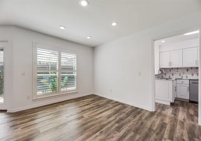 Photo 4 of Sale Pending at 17910 Windflower Wy #2204, Dallas, TX 75252 | MLS# 21238265 | Listing updated on 2026-08-01