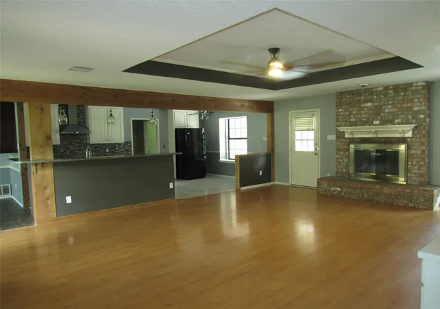 Photo 3 of Single family home for sale at 1048 Eagle Canyon Dr, China Spring, TX 76633 | MLS# 21238634 | Listing updated on 2026-09-11