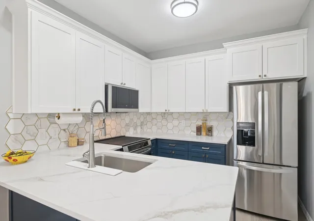Photo 1 of Condo for sale at 209 Cimarron Trl #6, Irving, TX 75063 | MLS# 21237039 | Listing updated on 2026-07-29