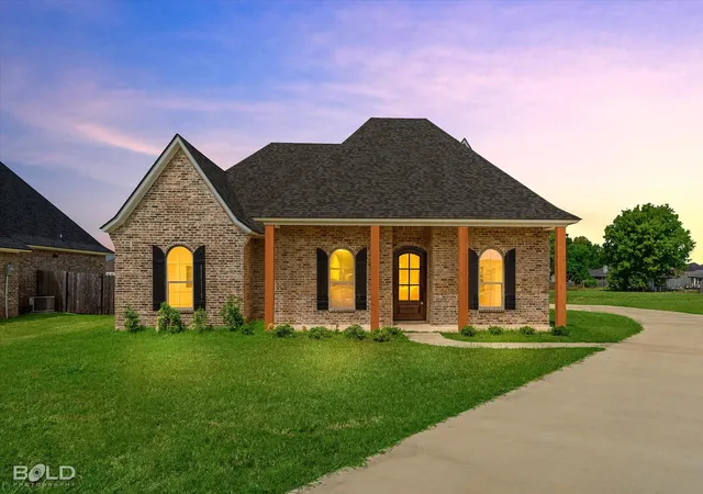 Photo 2 of Sale Pending at 319 Newport, Benton, LA 71006 | MLS# 21239205 | Listing updated on 2026-09-14