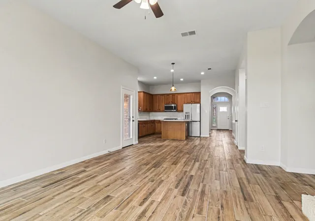 Photo 3 of Sale Pending at 2510 Daybreak Dr, Rockwall, TX 75032 | MLS# 21237933 | Listing updated on 2026-09-10