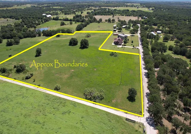Photo 2 of Land for sale at 1238 Kite Rd, Mineral Wells, TX 76067 | MLS# 21238141 | Listing updated on 2026-09-14