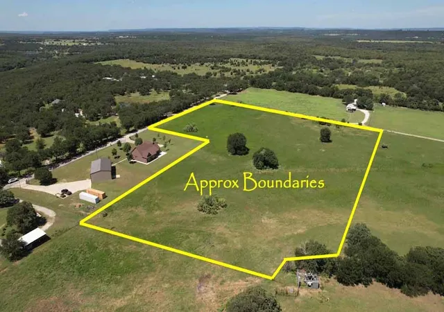 Photo 3 of Land for sale at 1238 Kite Rd, Mineral Wells, TX 76067 | MLS# 21238141 | Listing updated on 2026-09-14