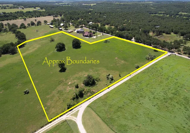 Photo 2 of Land for sale at 1238 Kite Rd, Mineral Wells, TX 76067 | MLS# 21238141 | Listing updated on 2026-09-28