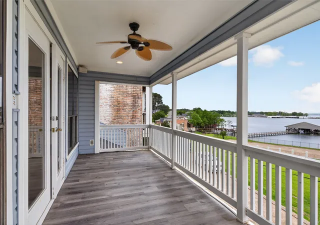 Photo 3 of Single family home for sale at 5726 Marina Bay Dr, Shreveport, LA 71119 | MLS# 21238416 | Listing updated on 2026-10-01
