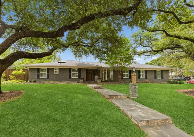 Photo 1 of Single family home for sale at 2808 Reedcroft Dr, Dallas, TX 75234 | MLS# 21234077 | Listing updated on 2026-09-12