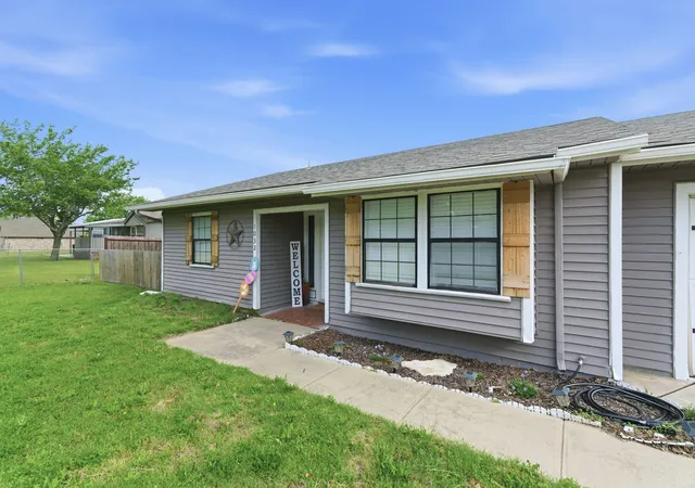 Photo 3 of Single family home for sale at 1032 Greg St #1-5, Azle, TX 76020 | MLS# 21240001 | Listing updated on 2026-09-08
