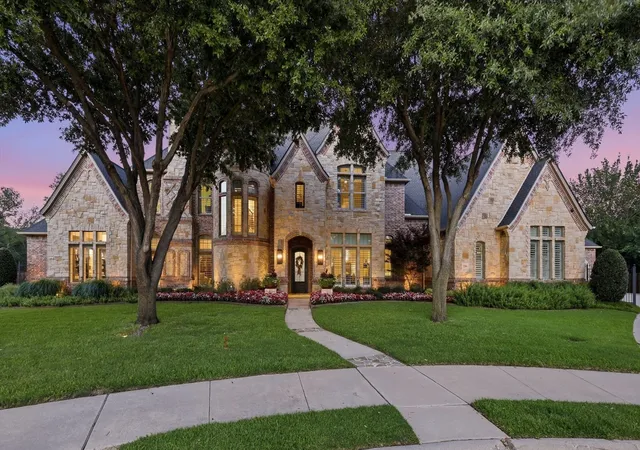 Photo 2 of Mansion for sale at 2216 Yeargain Ct, Southlake, TX 76092 | MLS# 21231060 | Listing updated on 2026-09-12