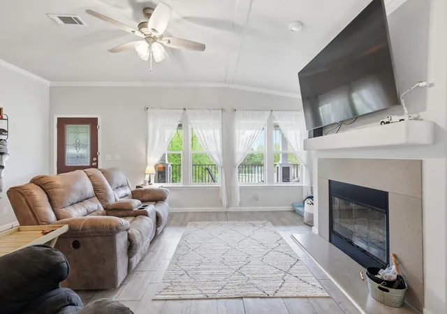 Photo 3 of Manufactured home for sale at 7113 Private Rd 1182, Leonard, TX 75452 | MLS# 21236946 | Listing updated on 2026-08-01