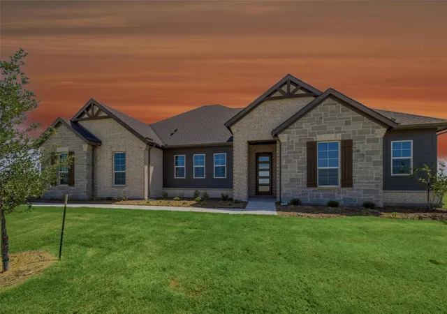 Photo 1 of Single family home for sale at 78 Aurora Ave, Valley View, TX 76272 | MLS# 21240382 | Listing updated on 2026-09-12