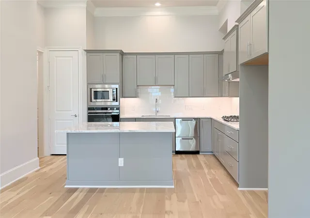 Photo 2 of Sale Pending at 1440 N Ave, Plano, TX 75074 | MLS# 21239879 | Listing updated on 2026-09-10