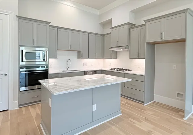 Photo 3 of Sale Pending at 1440 N Ave, Plano, TX 75074 | MLS# 21239879 | Listing updated on 2026-09-10