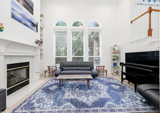 Photo 4 of Single family home for sale at 2105 Leeds Dr, Plano, TX 75025 | MLS# 21239527 | Listing updated on 2026-09-14