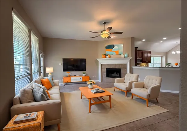 Photo 4 of Single family home for sale at 108 Cole St, Forney, TX 75126 | MLS# 21233280 | Listing updated on 2026-09-15