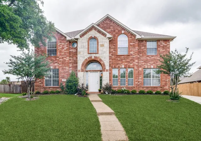 Photo 1 of Single family home for sale at 4317 Sea View Dr, Garland, TX 75043 | MLS# 21239172 | Listing updated on 2026-09-29