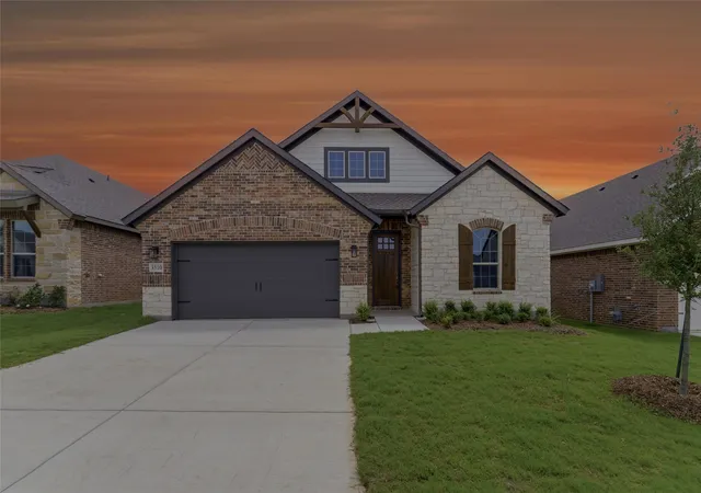 Single family home for sale at 3510 Helena St, Gainesville, TX 76240 | MLS# 21240817 | Listing updated on 2026-10-05